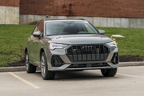 Chronos Gray Metallic 2025 Audi Q3 Premium 45 TFSI S line quattro Tiptronic