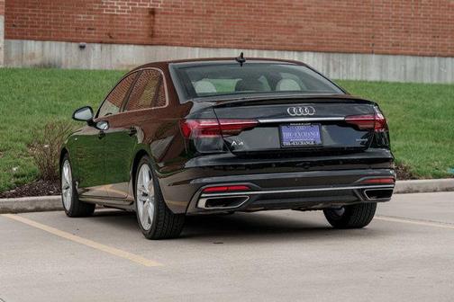 2024 Audi A4 45 S line Premium Plus