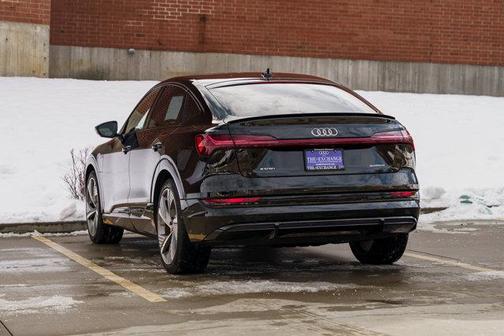 2023 Audi e-tron Sportback S line Prestige