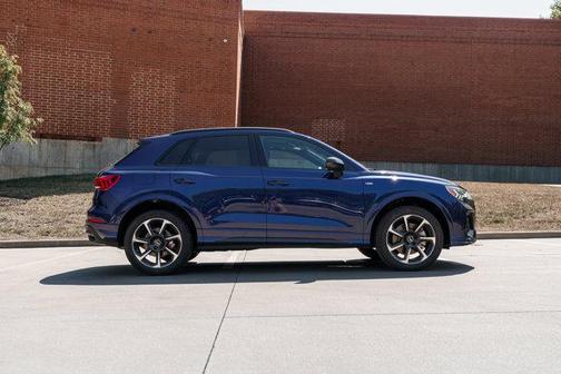 2025 Audi Q3 45 S line Premium Plus