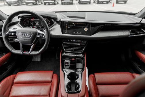 2023 Audi RS e-tron GT quattro