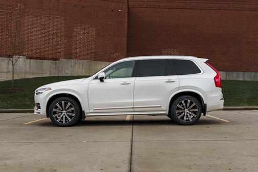 2023 Volvo XC90 B6 Plus 7-Seater