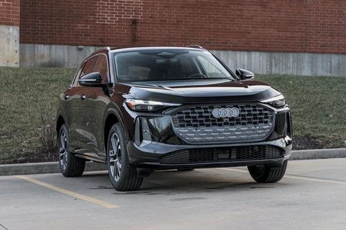 2025 Audi Q5 Premium TFSI quattro S tronic