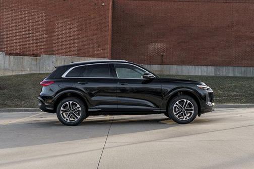 2025 Audi Q5 Premium TFSI quattro S tronic