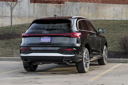 2025 Audi Q5 Premium TFSI quattro S tronic