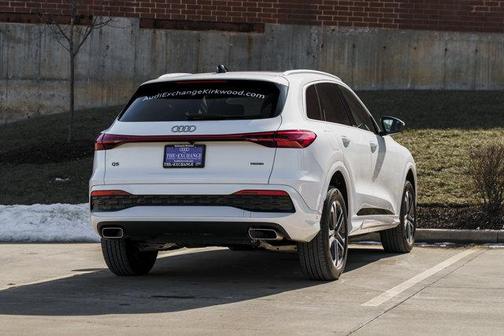 2025 Audi Q5 Premium TFSI quattro S tronic