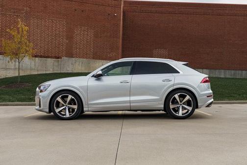 2024 Audi SQ8 4.0T Premium Plus