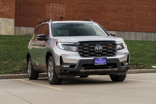 2023 Honda Passport AWD TrailSport