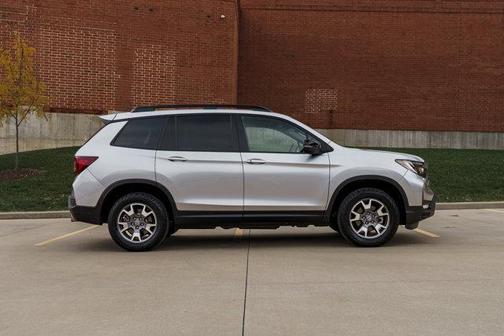 2023 Honda Passport AWD TrailSport