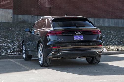 2023 Audi Q8 55 Premium