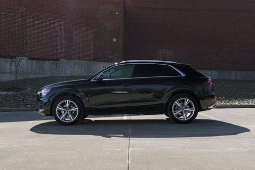 2023 Audi Q8 55 Premium