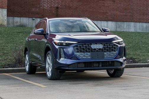 2025 Audi Q5 Premium Plus TFSI quattro S tronic