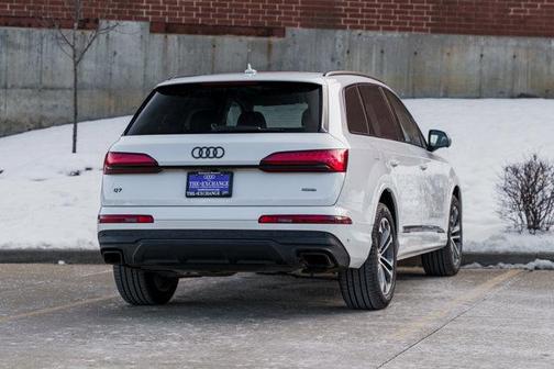 2025 Audi Q7 45 Premium