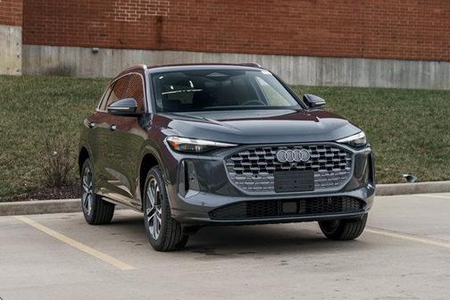 2025 Audi Q5 Premium TFSI quattro S tronic