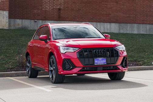 2023 Audi Q3 45 S line Premium Plus