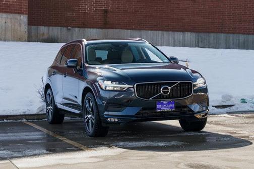 2021 Volvo XC60 T5 Momentum