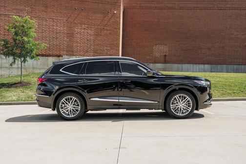 Majestic Black Pearl 2022 Acura MDX Advance Package