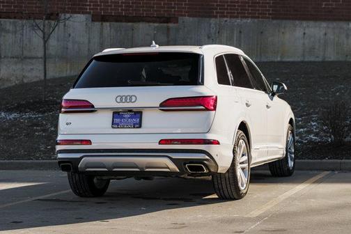 2025 Audi Q7 55 Premium Plus