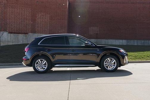 2023 Audi Q5 45 S line Premium