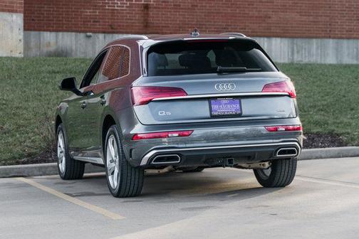 2023 Audi Q5 45 S line Premium Plus