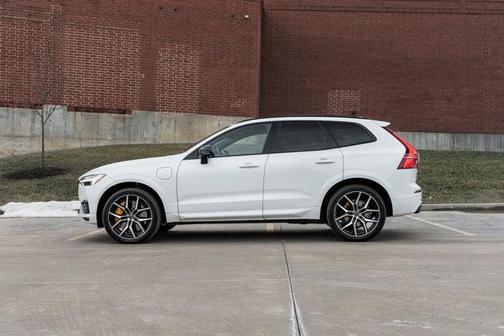 2020 Volvo XC60 Recharge Plug-In Hybrid T8 Polestar