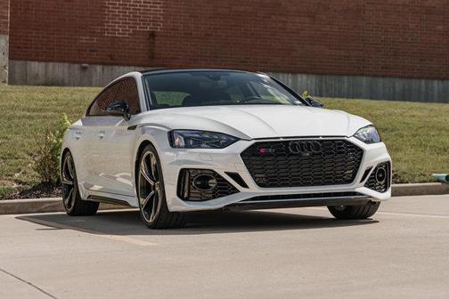2023 Audi RS 5 2.9T