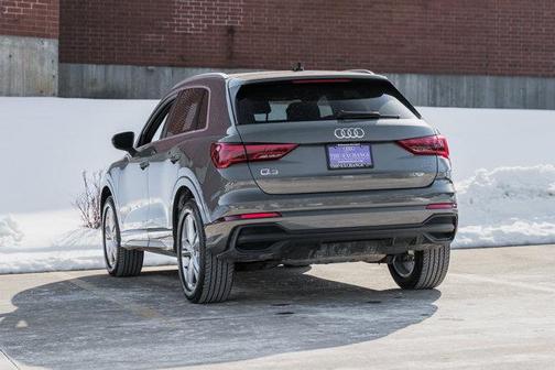 2024 Audi Q3 45 S line Premium Plus