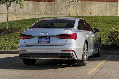 Florett Silver Metallic 2023 Audi A6 Premium 55 TFSI quattro S tronic