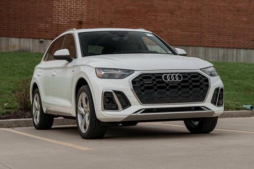 2025 Audi Q5 45 S line Premium Plus