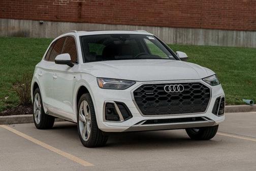 2025 Audi Q5 45 S line Premium Plus