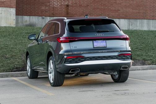2025 Audi Q5 Premium Plus TFSI quattro S tronic