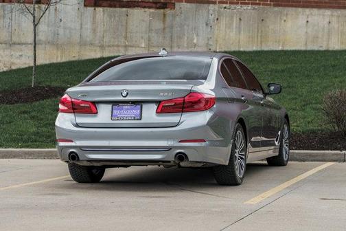 Bluestone Metallic 2019 BMW 530 xDrive