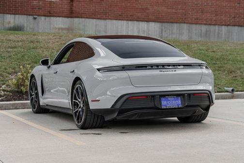 2024 Porsche Taycan 4S