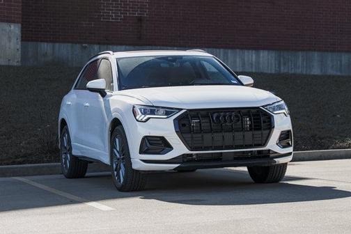 2023 Audi Q3 Premium Plus 40 TFSI quattro Tiptronic