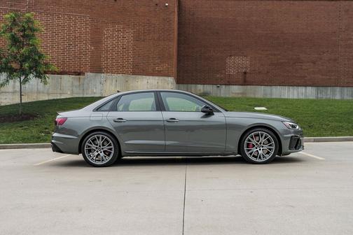 Chronos Gray Metallic 2023 Audi S4 Premium Plus TFSI quattro Tiptronic