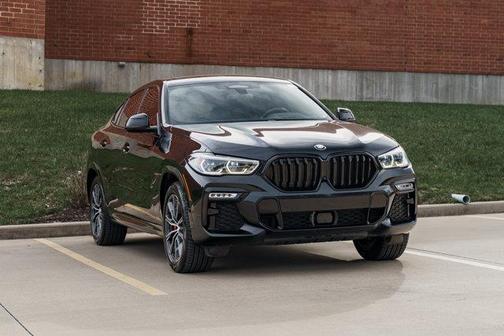 2021 BMW X6 M50i