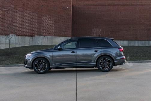 2026 Audi Q7 55 Premium Plus