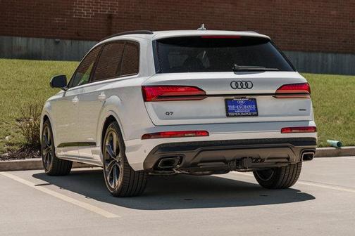 2025 Audi Q7 55 Prestige