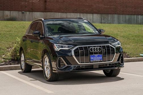 2022 Audi Q3 45 S line Premium Plus