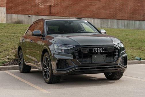 2021 Audi Q8 55 Premium Plus