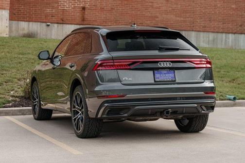 2021 Audi Q8 55 Premium Plus
