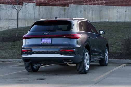 2025 Audi Q5 Premium Plus TFSI quattro S tronic
