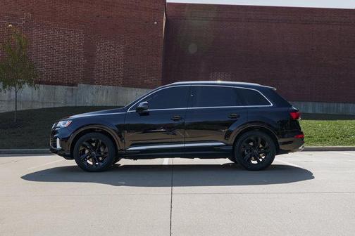 2020 Audi Q7 55 Premium