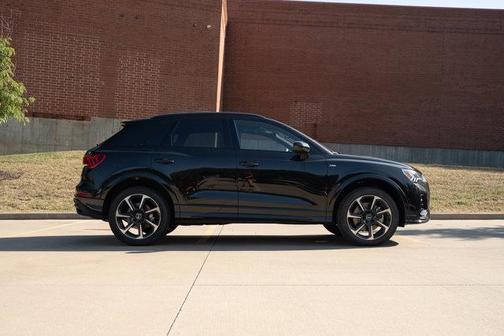 2025 Audi Q3 45 S line Premium Plus