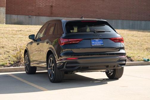 2025 Audi Q3 45 S line Premium Plus