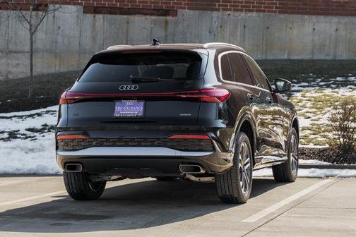 2025 Audi Q5 Premium TFSI quattro S tronic