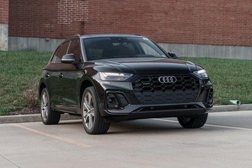 2025 Audi Q5 45 S line Premium