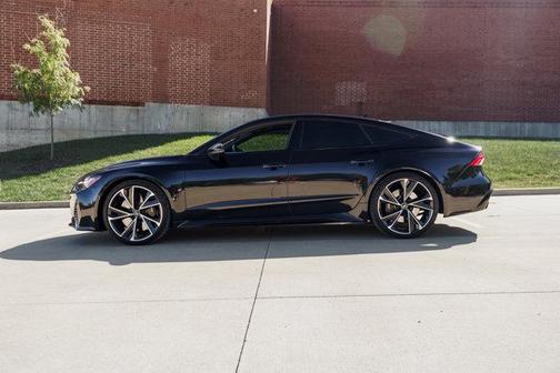 2022 Audi RS 7 4.0T
