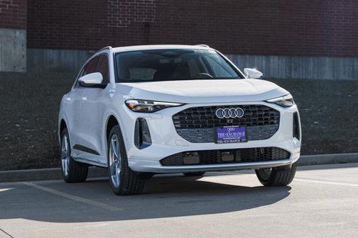 2025 Audi Q5 Premium Plus TFSI quattro S tronic