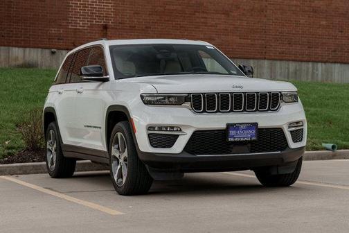 2022 Jeep Grand Cherokee 4xe Base